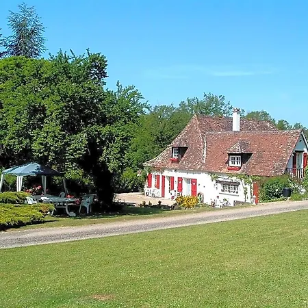 Le Clos Des Archers Frühstückspension Laveyssiere